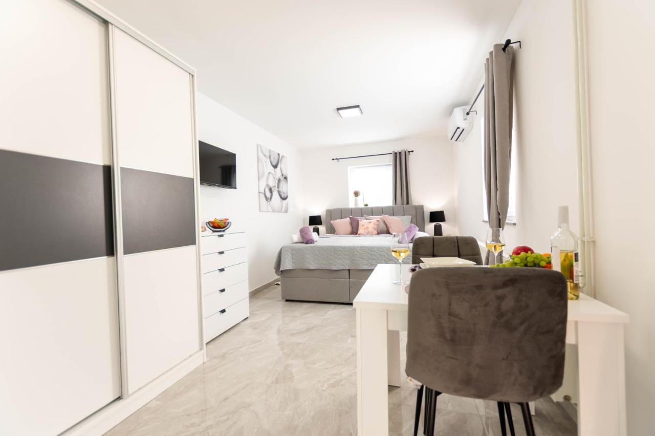 Apartmani Sun & Moon Bjelovar Buitenkant foto