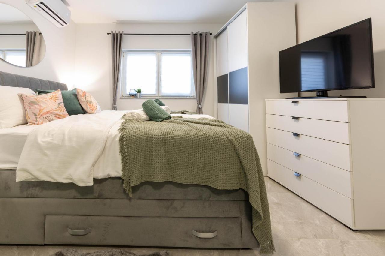 Apartmani Sun & Moon Bjelovar Buitenkant foto