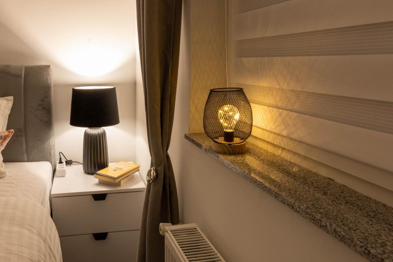 Apartmani Sun & Moon Bjelovar Buitenkant foto