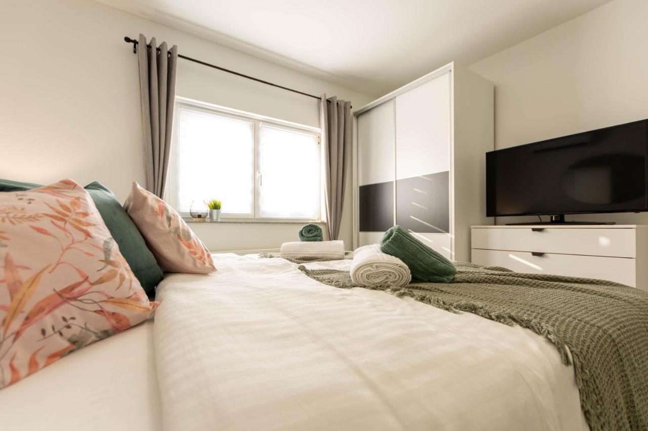 Apartmani Sun & Moon Bjelovar Buitenkant foto