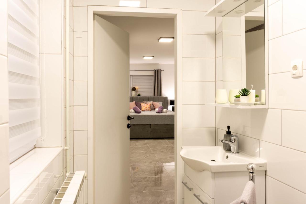 Apartmani Sun & Moon Bjelovar Buitenkant foto