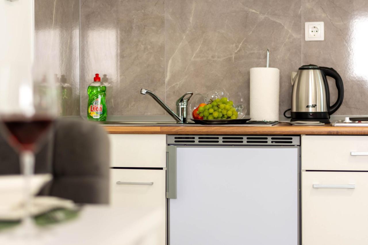 Apartmani Sun & Moon Bjelovar Buitenkant foto