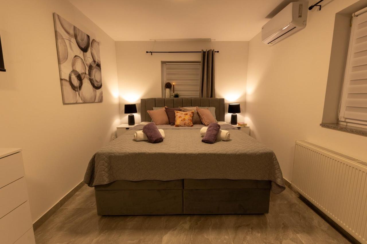Apartmani Sun & Moon Bjelovar Buitenkant foto