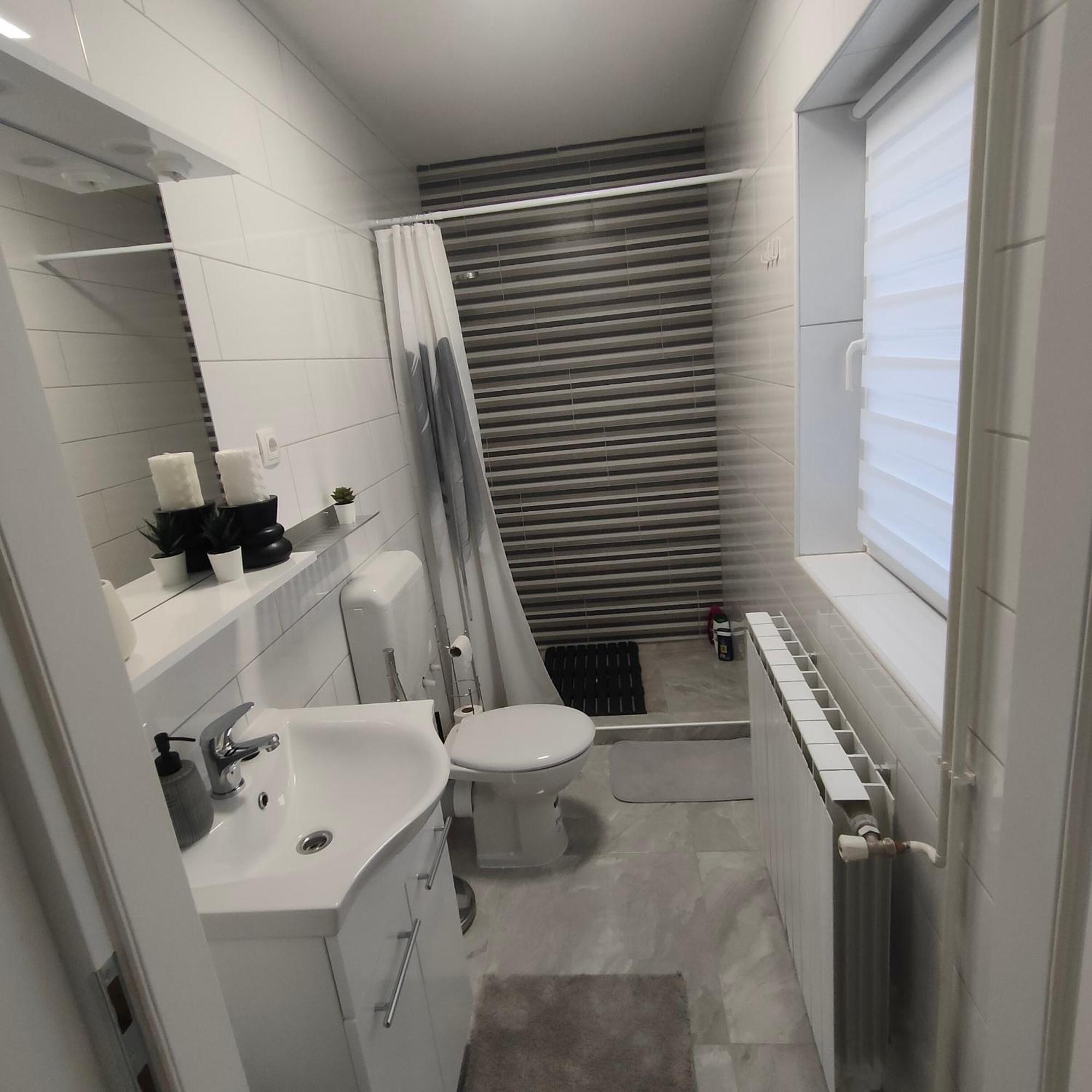 Apartmani Sun & Moon Bjelovar Buitenkant foto