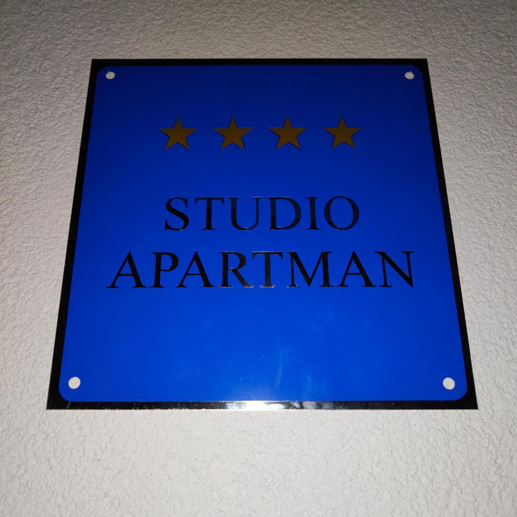 Apartmani Sun & Moon Bjelovar Buitenkant foto